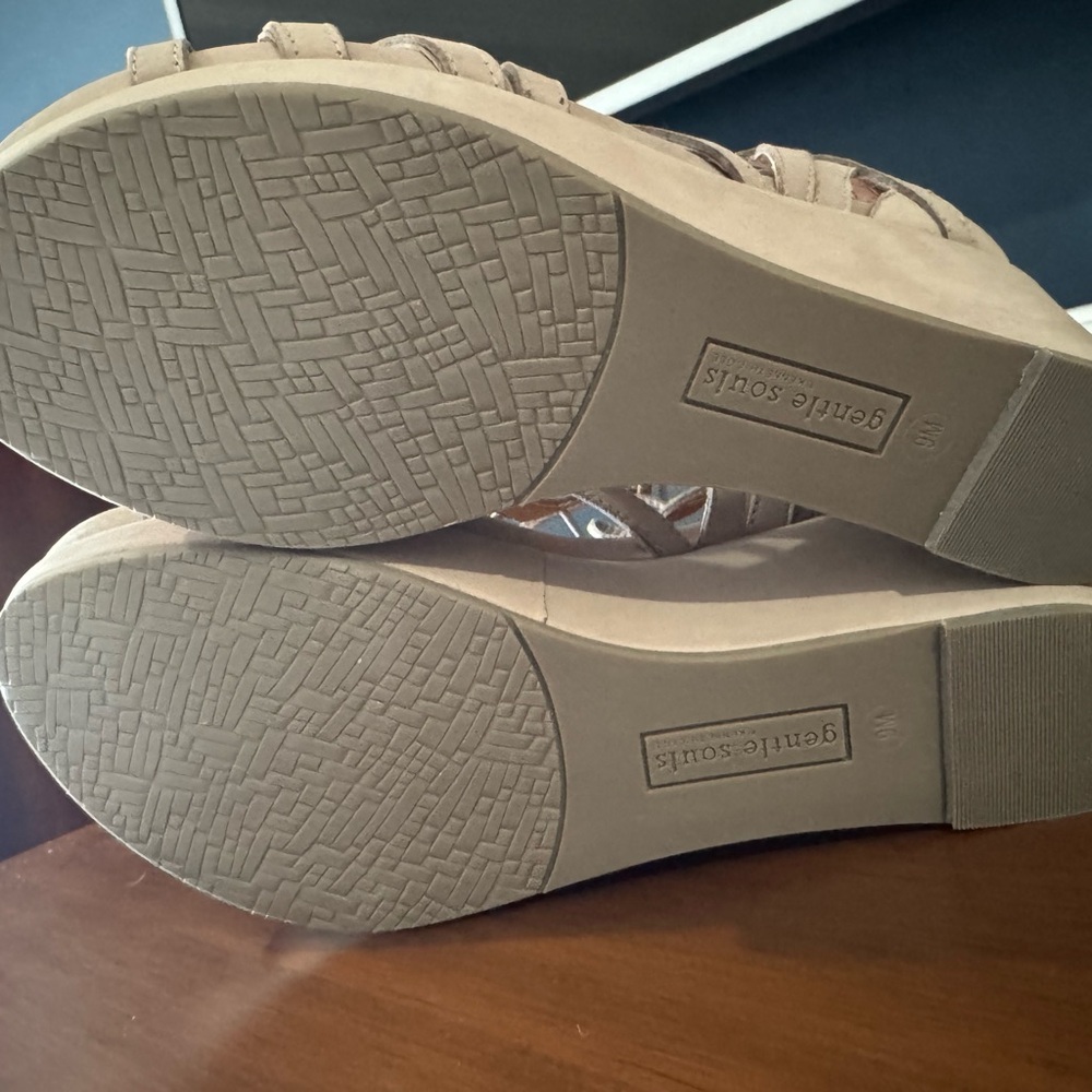 Kenneth Cole Gentle Souls Beige Strappy Wedge Sandals - Picture 5 of 7